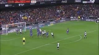 Jasper Cillessen INCREDIBLE SAVE vs Valencia 822018 [upl. by Bulley]