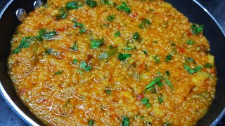 ऐसे बनाएंगे दलिया खिचड़ी तो सब उंगलियाँ चाटते रह जाएंगे vegetable masala dalia khichdi Recipe hindi [upl. by Iphlgenia70]