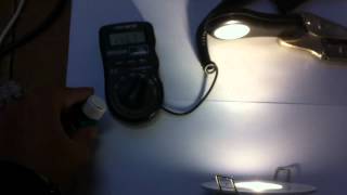 ILUMN COB LED ILB001 Dimming test with trailing edge dimmer [upl. by Akinas]