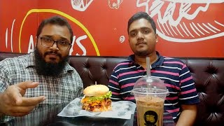 The Pabulum Shiddheswari Road  Best Burger in Baily Road Petuk Man amp Mota Vai [upl. by Anirak]