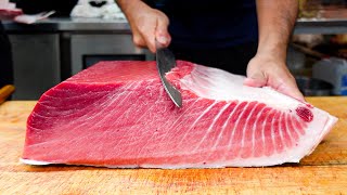 Cutting giant bluefin tuna to luxurious sashimi teppanyaki tuna  巨大黑鮪魚切割秀 鐵板上腹肉  Taiwanese food [upl. by Finella270]