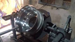 Nickeltech wheel polishing doing a European Alcoa on a wheel polishing machine timelapse [upl. by Anaert]