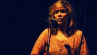 Alison Krauss amp Union Station  Dimming of the Day  live  Antwerp  28062012 [upl. by Luciana]