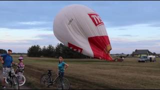 Nietypowe lądowanie balonów na os Michelin [upl. by Eimmis]