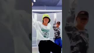 Jhope doing rush hour Trend 🕺🏻👀💚  Tiktok by Crush  rushhourchallenge rushhour jhope crush [upl. by Trixie]