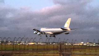 VC25 Air Force 1 landing at MPTO April 9th 2015 [upl. by Sussi]