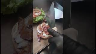 X BACON COM 2 HAMBURGUERES DE 90 GRAMAS [upl. by Ahsetel272]