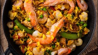 Recette de paella aux fruits de mer et saumon [upl. by Neelat]