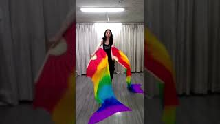 Cómo girar con tus abanicos de seda Tutorial bellydance [upl. by Airtemad636]