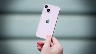 iPhone 13 mini Skvělý prcek a nudný brácha  Recenze [upl. by Hanah]