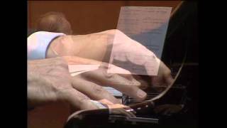 Pollini  Stockhausen  Klavierstück IX Live 2002 [upl. by Dorice]