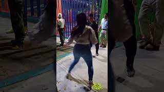 BAILANDO UN CUMBION 🔥 salsa bailesonidero baile soniderosbailandocumbia soniderosbailando [upl. by Bacon]