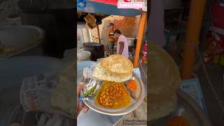 20 Sal Se Khila Rahe Hain Chhole Bhature shorts viralvideo streetfood starmusicians [upl. by Erickson308]