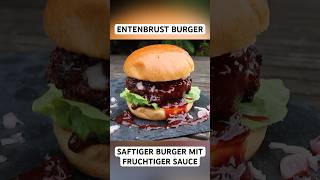 Entenbrust Burger  saftiger Burger mit fruchtiger Sauce ente burger shorts [upl. by Milman]