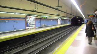 Metro Madrid  Las Musas [upl. by Ardnaet617]