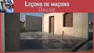 Les bons gestes en maçonnerie  Dallage [upl. by Eppilihp]