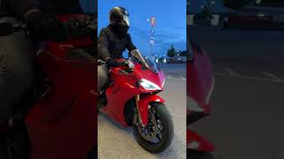 Ducati Supersport 950S ducati motorcycle moto [upl. by Plante]