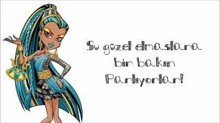 Monster High Boo York quotEmpirequot TurkishTürkçe Lyrics [upl. by Einnim]