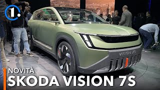 Skoda Vision 7S  DAL VIVO il SUV elettrico da 600 km col DISPLAY rotante [upl. by Sudbury198]