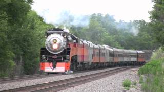 SP 4449 Steaming by Diamond Bluff [upl. by Llesirg481]