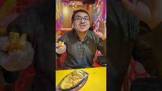 বাংলাদেশে প্রথম চিজ সিজলিঙ বার্গার । Cheese sizzling burger in Dhaka food burger foodie cheese [upl. by Yddor]