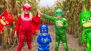 PJ Masks Assistant Owlette and Gekko Batboy In a Corn Maze Adventure [upl. by Avle]