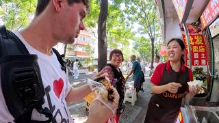 American Tourist Shocks Chengdu by Speaking Sichuanese [upl. by Pepillo211]