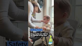 Always buckle up your child in the highchair Heres WHY babysafety highchairs childsafety [upl. by Tyre]