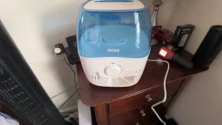 Vicks Filtered Cool Moisture Humidifier White [upl. by Nail937]