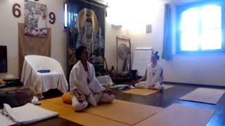 Yoga Sadhana amp Condivisione  Praticando condividiamo  Ashram Joytinat [upl. by Hterrag]