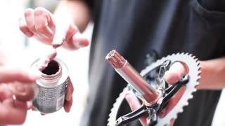 How to install Sram Omnium Track Crankset [upl. by Zilevi]