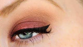 How To Winged Gel Eyeliner Tutorial [upl. by Isle]