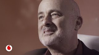 David Brin científico y escritor “La ciencia ficción nos previene de los peligros del futuro” [upl. by Cataldo]