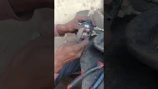 TATACUMMINSBS6 5530 SIGNA FUEL LEVEL SENSOR SHORT CIRCUIT PROBLEM anandautoelectrician like [upl. by Catlaina]