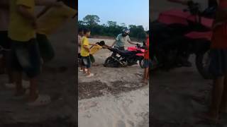 Bike Gadiyo🥵 esisbasnet vloggerfromnepalgunj pulsar150as🩷 [upl. by Shurwood]