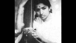 Tu Jahan Jahan Chalega  Lata Mangeshkar [upl. by Enileuqcaj]