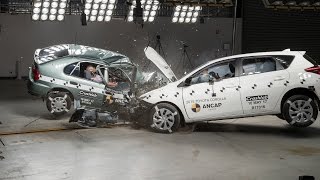 1998 Toyota Corolla vs 2015 Toyota Corolla Auris  Crash Test [upl. by Ambrosine700]