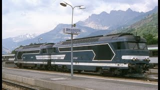 Les dernières Locomotives 67300  67400 train de nuit Paris Briançon  French diesel loco [upl. by Enitsrik]