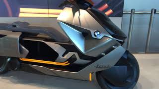 BMW Motorrad ElektroRoller Concept Link [upl. by Merrili767]