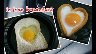 Mini Kitchen  ไข่ดาวหัวใจ Heart shaped Fried egg and sausage [upl. by Elle]