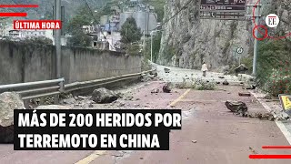 Terremoto en China deja más de 111 muertos y 200 heridos  El Espectador [upl. by Kendrah43]