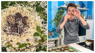 BISCOTTI PER PASQUA CON STAMPINO FATTO IN CASA  Biscotti uovo di Pasqua  Davide Zambelli [upl. by Adnylg825]