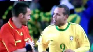 BrazilIvory Coast 31 Second Goal The Referee talks to Luis Fabiano [upl. by Nevet]