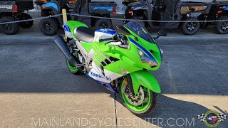 2024 KAWASAKI NINJA® ZX™14R 40th ANNIVERSARY EDITION ABS WALKAROUND [upl. by Adnahsed]