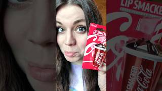 Balzám na rty Coca cola ASMR asmr mouthsounds asmrcz lipbalm cocacola lipsmacker kosmetika [upl. by Ninerb]