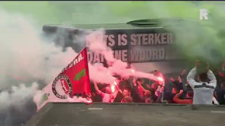 Spelersbus Feyenoord onthaald bij de Kuip [upl. by Imaon650]