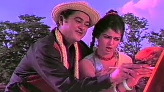 Kishore Kumar having fun  Payal Ki Jhankar Comedy Scene 518 [upl. by Bridges870]