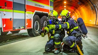 742022 V dálničním tunelu Klimkovice nacvičovali hasiči zásah u požáru vozidel  HZS MSK [upl. by Ahsena826]