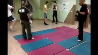 Kolega Dawida wydziarany na mordzie prowadzi profesjonalnie trening mma [upl. by Mchenry]