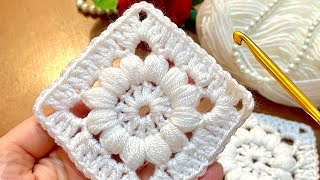 EASY CROCHET😍🌸 How to crochet a granny square for beginners  Step by Step crochet tutorial [upl. by Kimitri]